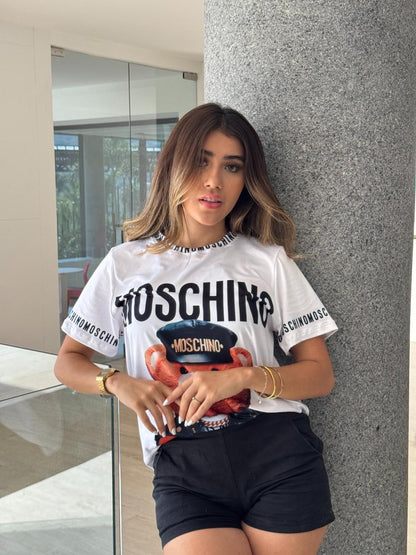 CAMISETA OVERSIZE BLANCA DE MOSHINO