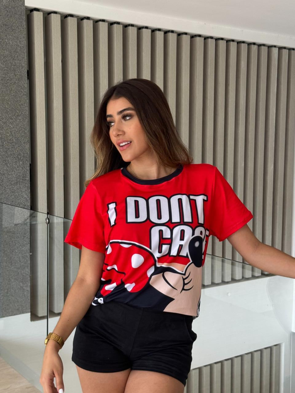 CAMISETA OVERSIZE ROJA DE MINNIE MOUSE