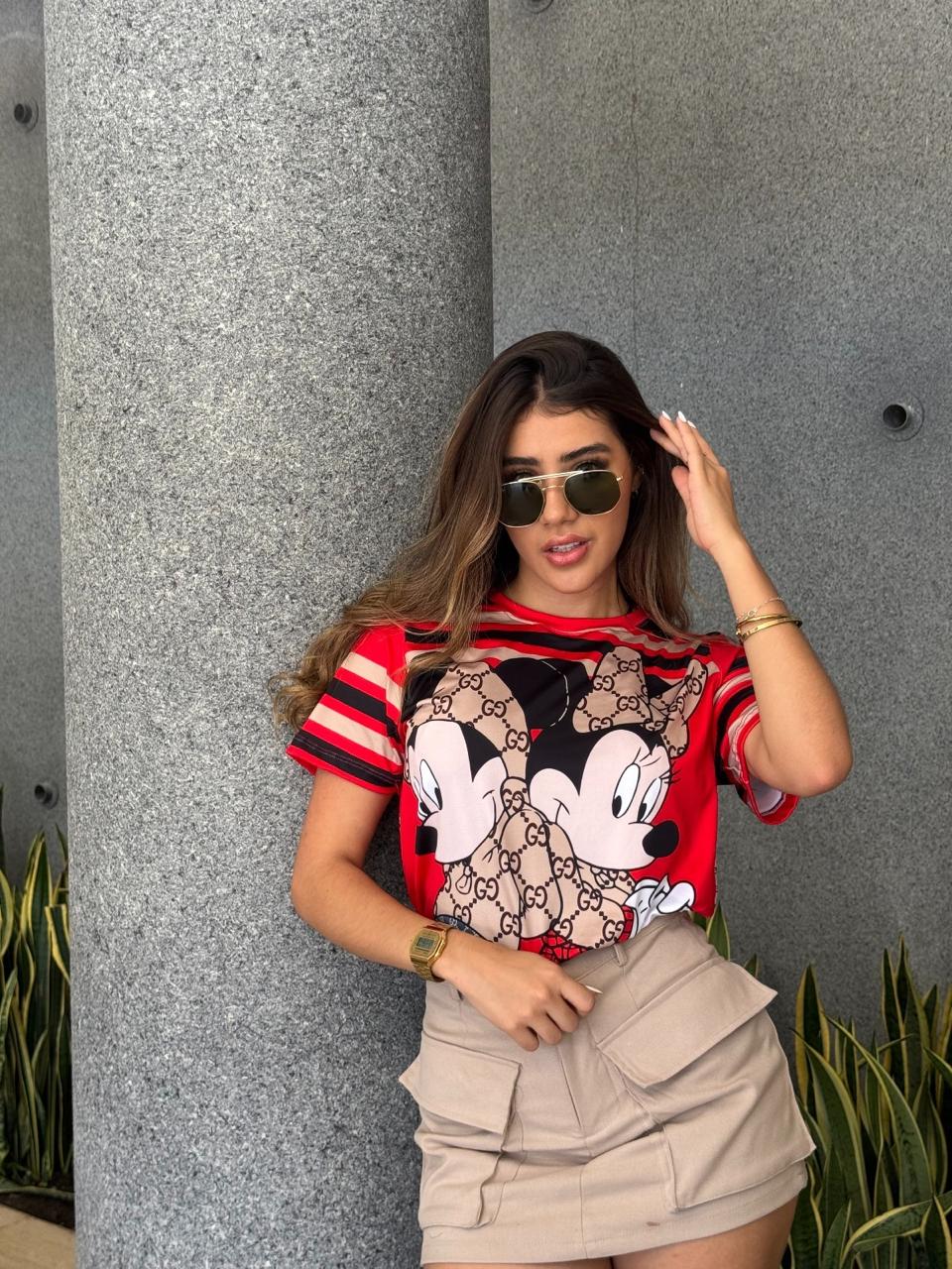 CAMISETA OVERSIZE ROJA DE MINNIE MOUSE